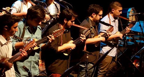 5° Encuentro de Charango y Otras Hierbas en Teatro San Joaquín 5° Encuentro de Charango y Otras Hierbas en Teatro San Joaquín