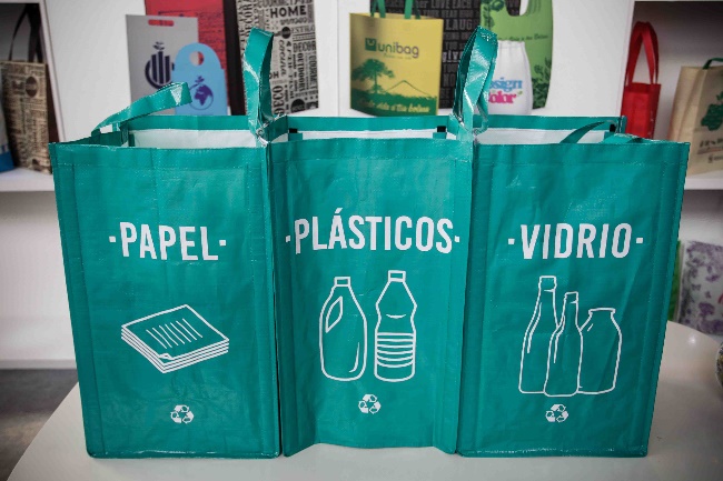 Campañas municipales buscan desincentivar el uso de la bolsa plástica Campañas municipales buscan desincentivar el uso de la bolsa plástica