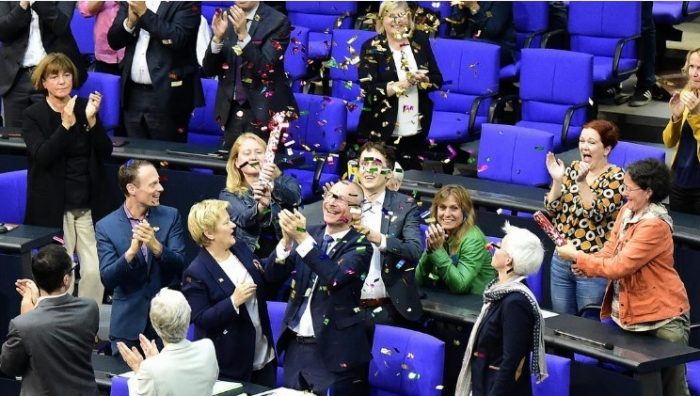 Alemania aprueba matrimonio entre personas del mismo sexo Alemania aprueba matrimonio entre personas del mismo sexo