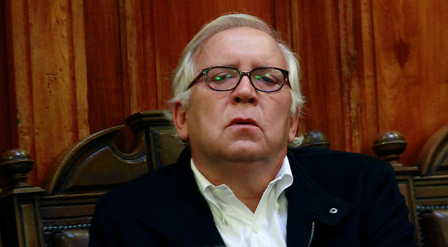 Santelices pierde uno de sus abogados defensores: Jorge Burgos se baja Santelices pierde uno de sus abogados defensores: Jorge Burgos se baja