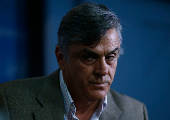 Frente Amplio por correos de Longueira sobre Código de Aguas: «Esta nueva arista confirma que buena parte del gobierno de Piñera actuaron fuera de la ley» Frente Amplio por correos de Longueira sobre Código de Aguas: