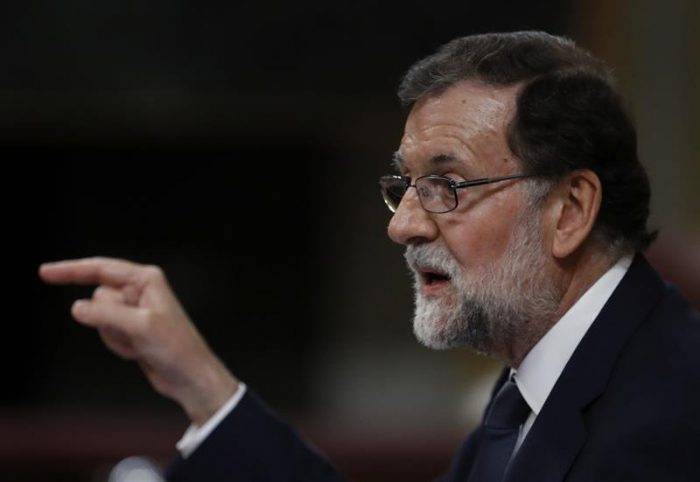 Rajoy supera moción de censura que deja asomo de conciliación en la izquierda Rajoy supera moción de censura que deja asomo de conciliación en la izquierda