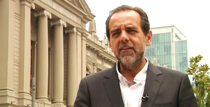Jaime Mulet apunta contra diputados tras postergarse elección de gobernadores regionales Jaime Mulet apunta contra diputados tras postergarse elección de gobernadores regionales