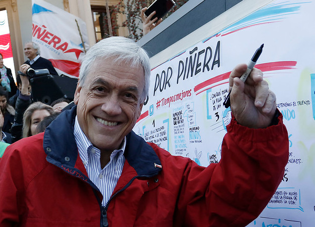 Piñera ya anuncia retroexcavadora para el recién anunciado Plan Araucanía de Bachelet Piñera ya anuncia retroexcavadora para el recién anunciado Plan Araucanía de Bachelet