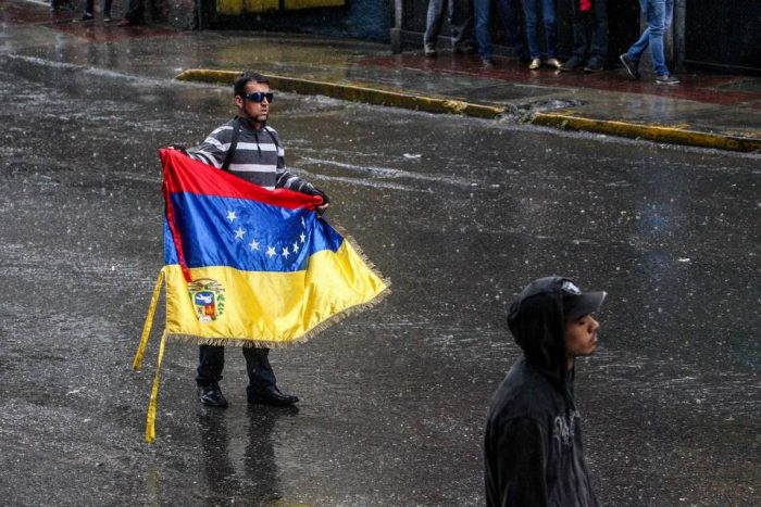 Venezuela: Parlamento renovará los poderes públicos y promoverá 