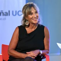 Andrea Vial, creadora del Premio de Periodismo de Excelencia, en el ojo del huracán por falso testimonio de Pablo Oporto