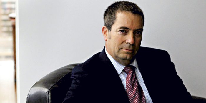 Los conflictos de interés del ex superintendente de Valores y Seguros Álvaro Clarke Los conflictos de interés del ex superintendente de Valores y Seguros Álvaro Clarke