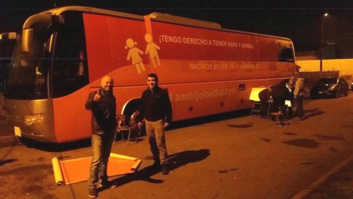 Copia del Bus de la Familia inicia recorrido en el sur de Chile Copia del Bus de la Familia inicia recorrido en el sur de Chile