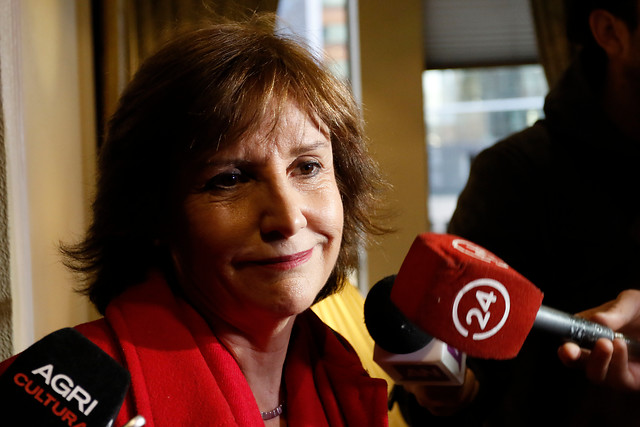 Feliz día del Periodista: Pilar Molina deberá responder ante el Tribunal de Ética del Colegio de Periodistas por acusaciones contra Ossandón Feliz día del Periodista: Pilar Molina deberá responder ante el Tribunal de Ética del Colegio de Periodistas por acusaciones contra Ossandón