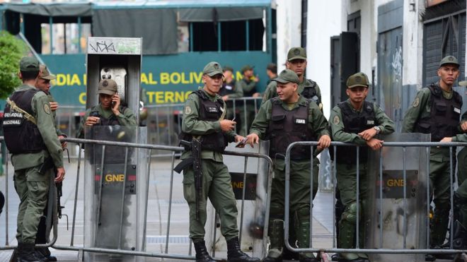 La Asamblea Constituyente de Venezuela destituye a la fiscal general Luisa Ortega La Asamblea Constituyente de Venezuela destituye a la fiscal general Luisa Ortega