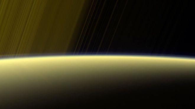 Cuánto dura un día en Saturno y otras preguntas que la sonda Cassini intentará responder en sus últimos 30 días Cuánto dura un día en Saturno y otras preguntas que la sonda Cassini intentará responder en sus últimos 30 días