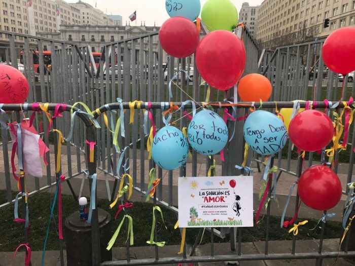 Así quedó la Alameda tras la marcha por los niños del Sename Así quedó la Alameda tras la marcha por los niños del Sename