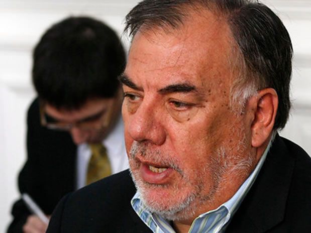 Andrade: “Hay una cierta incompetencia de la gente que rodea a la Presidenta” Andrade: