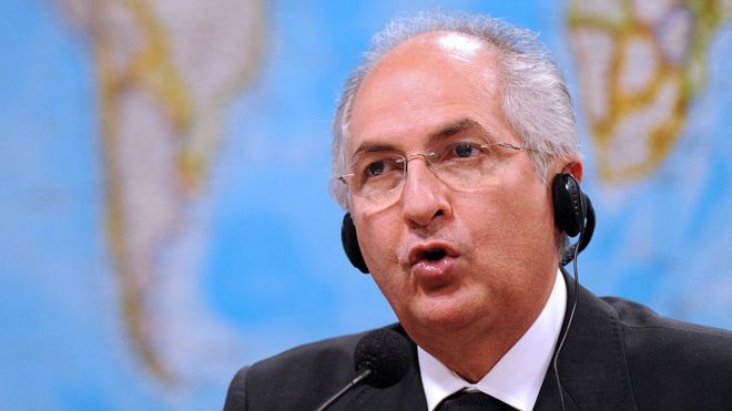 Venezuela: familiares denuncian que los dirigentes opositores Leopoldo López y Antonio Ledezma fueron sacados de sus casas Venezuela: familiares denuncian que los dirigentes opositores Leopoldo López y Antonio Ledezma fueron sacados de sus casas