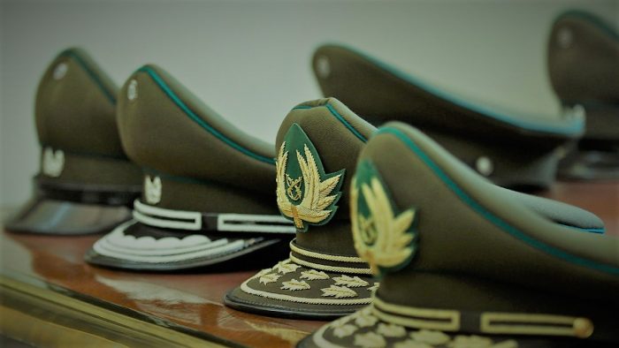 Fraude en Carabineros: Mayor (r) denuncia irregularidad en créditos a generales en retiro Fraude en Carabineros: Mayor (r) denuncia irregularidad en créditos a generales en retiro