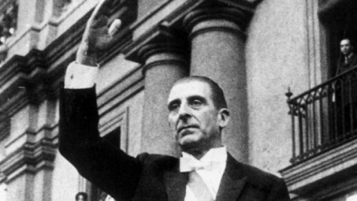 Ex-CNI condenado por homicidio de Frei Montalva acusa trato “inhumano” y critica a Piñera por no respetar su presunción de inocencia Ex-CNI condenado por homicidio de Frei Montalva acusa trato “inhumano” y critica a Piñera por no respetar su presunción de inocencia