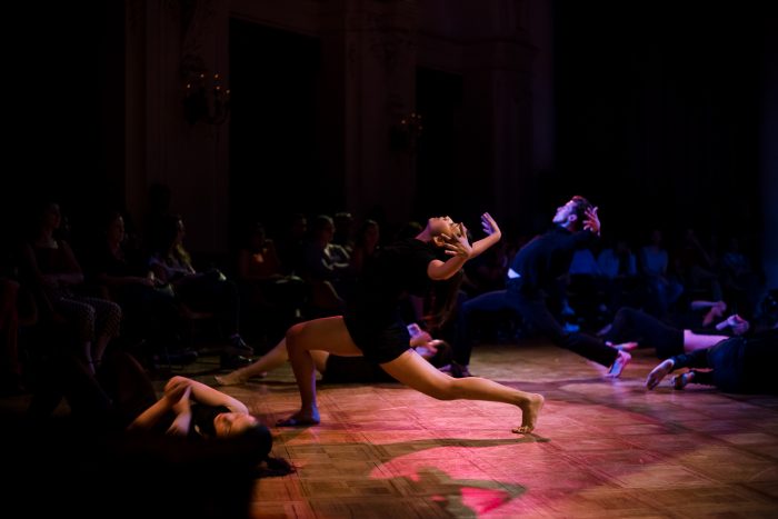 El baile de los que sobran: el difícil camino de los profesionales de la danza para abrirse un espacio en Chile El baile de los que sobran: el difícil camino de los profesionales de la danza para abrirse un espacio en Chile