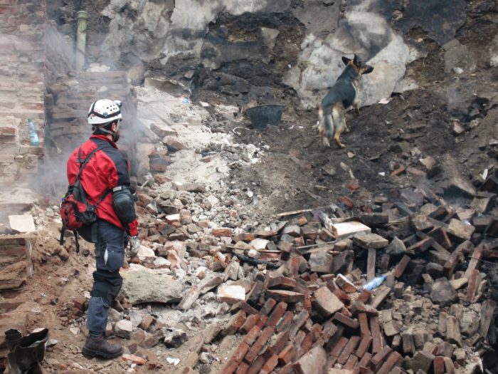 Expertos analizan la situación chilena ante emergencias y catástrofes