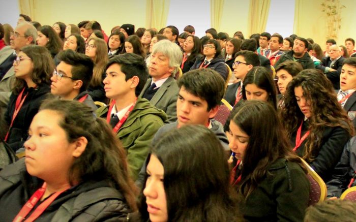 Congreso de jóvenes busca contribuir a la formación cívica de líderes secundarios en Rancagua Congreso de jóvenes busca contribuir a la formación cívica de líderes secundarios en Rancagua