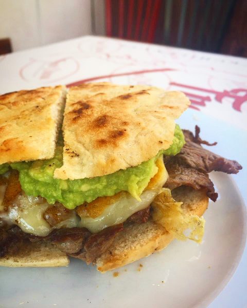 Sabores de la ciudad: La Fuente Chilena, rico, variado y sencillo Sabores de la ciudad: La Fuente Chilena, rico, variado y sencillo