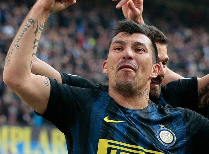 Ya comienza a hablar en turco: Gary Medel se ausenta de entrenamiento del Inter en medio de la incertidumbre por su futuro Ya comienza a hablar en turco: Gary Medel se ausenta de entrenamiento del Inter en medio de la incertidumbre por su futuro