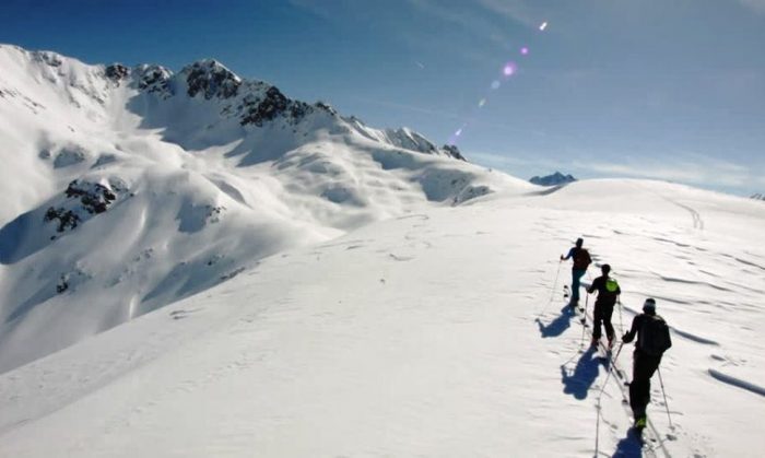 Mueren cinco alpinistas en un accidente al cruzar un glaciar en Austria Mueren cinco alpinistas en un accidente al cruzar un glaciar en Austria