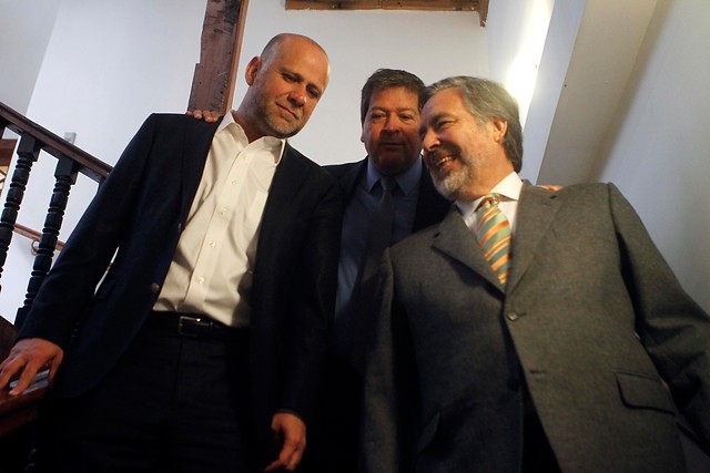 “El que pone la plata pone la música”: senadores PS plantean dar préstamo a Guillier a cambio de que el partido asuma dirección de la campaña