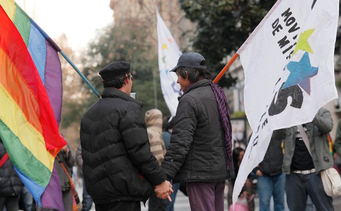 Piñera dejaría en libertad de acción a parlamentarios de ChileVamos frente al proyecto de matrimonio igualitario Piñera dejaría en libertad de acción a parlamentarios de ChileVamos frente al proyecto de matrimonio igualitario