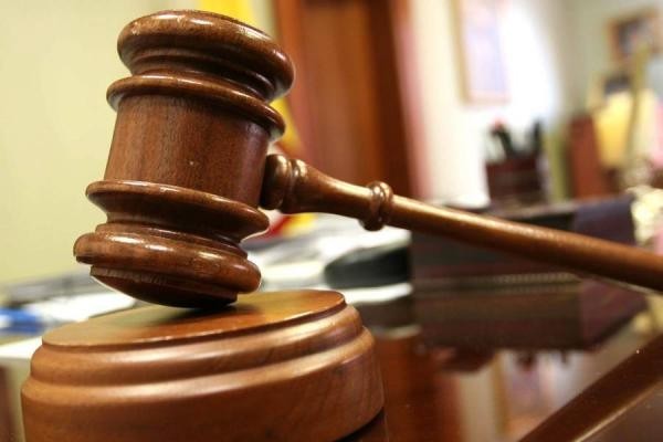 Igual que los Notarios: eligen a hija de ex juez Calvo y abogada sin experiencia como jueza de Policía Local Igual que los Notarios: eligen a hija de ex juez Calvo y abogada sin experiencia como jueza de Policía Local