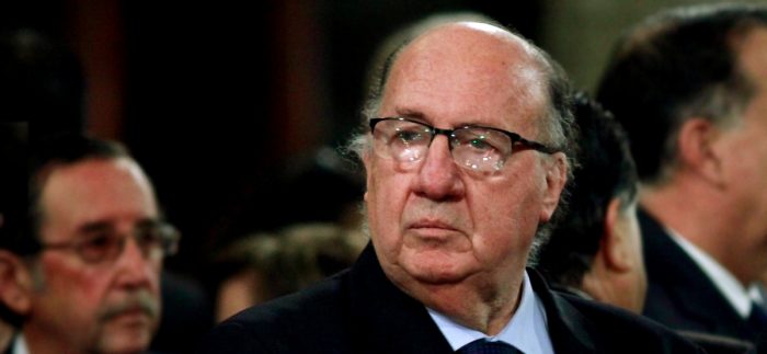 León (DC) apela a la desmemoria y la “posverdad” ante testimonio que lo vincula al caso SQM León (DC) apela a la desmemoria y la