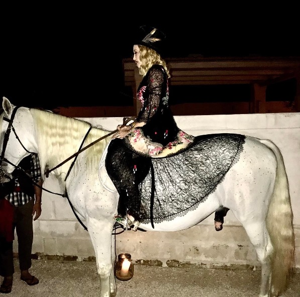 El excéntrico cumpleaños de Madonna El excéntrico cumpleaños de Madonna