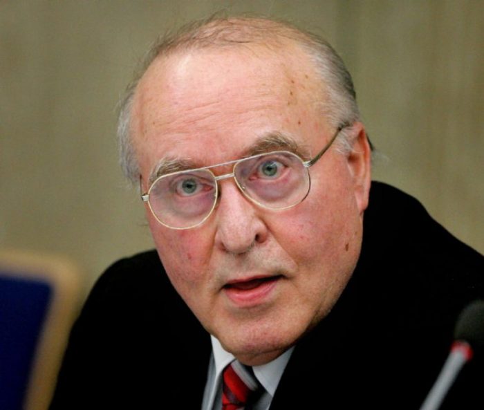 Muere en Alemania el negacionista del Holocausto Ernst Zündel Muere en Alemania el negacionista del Holocausto Ernst Zündel