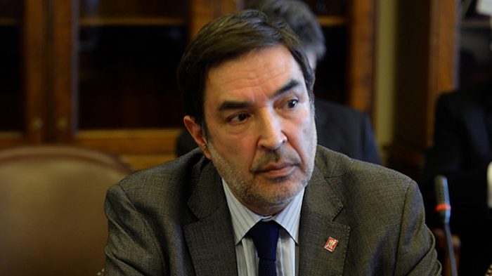 Servel discrepa con BancoEstado por negar crédito a Guillier: “Limitación de la Constitución no se aplica” Servel discrepa con BancoEstado por negar crédito a Guillier: