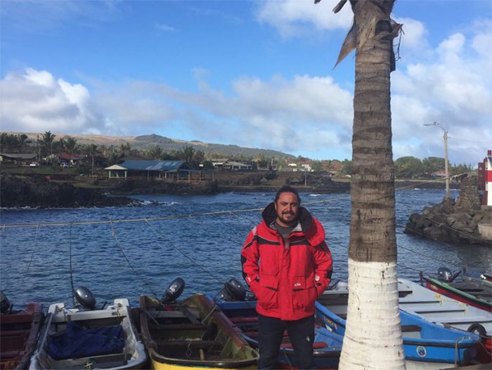 Cristian Rapu y el lento camino de Rapa Nui por la conservación de su ecosistema Cristian Rapu y el lento camino de Rapa Nui por la conservación de su ecosistema