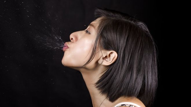 La batería que funciona con saliva La batería que funciona con saliva