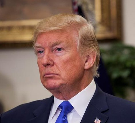 Trump culpa al líder republicano del Senado del fracaso de su reforma de salud Trump culpa al líder republicano del Senado del fracaso de su reforma de salud