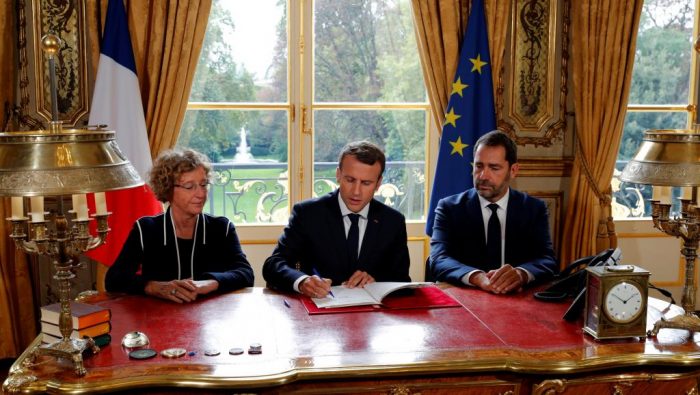 La reforma laboral de Macron en Francia, aprobada por decreto y contestada en la calle