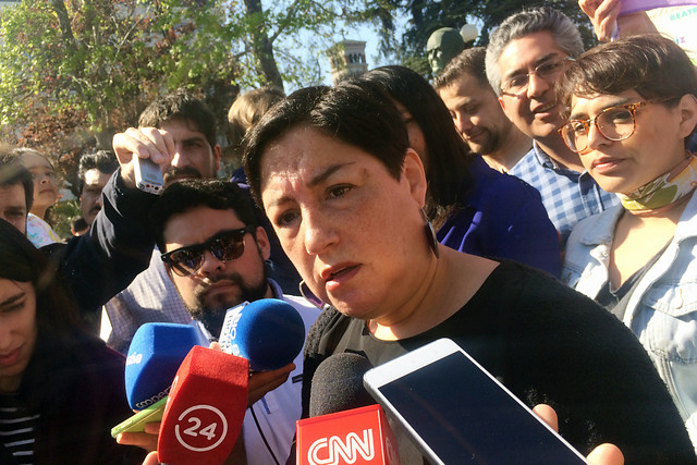 La caldera del Frente Amplio: propuesta “discriminatoria” en materia de inmigración y aborto libre, tensionan elaboración del programa de Beatriz Sánchez La caldera del Frente Amplio: propuesta “discriminatoria” en materia de inmigración y aborto libre, tensionan elaboración del programa de Beatriz Sánchez