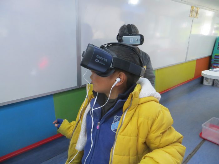 Alumnos con discapacidades auditivas mejorarán su experiencia de aprendizaje utilizando realidad virtual Alumnos con discapacidades auditivas mejorarán su experiencia de aprendizaje utilizando realidad virtual