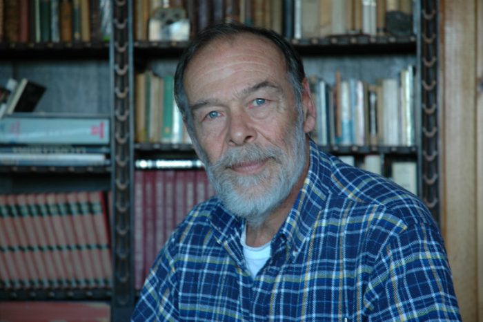 El experto en Agricultura Biológico-Dinámica, Harry Lee, será el próximo invitado del Ciclo de Entrevistas “Redes Virtuosas” El experto en Agricultura Biológico-Dinámica, Harry Lee, será el próximo invitado del Ciclo de Entrevistas “Redes Virtuosas”