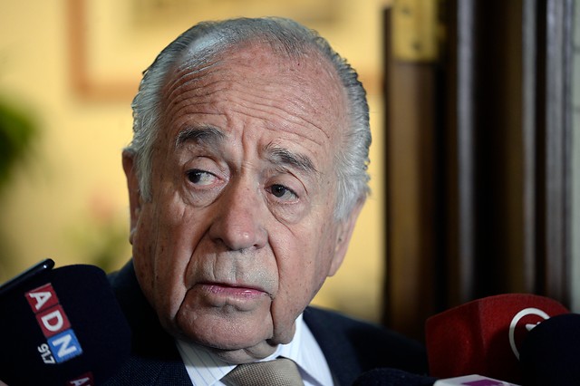 Zaldívar le hace dificil el camino al fiscal Guerra: entregará contratos por asesorías pero no los informes de respaldo Zaldívar le hace dificil el camino al fiscal Guerra: entregará contratos por asesorías pero no los informes de respaldo