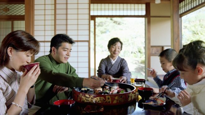 Por qué los japoneses pueden comer tantas algas y tú no Por qué los japoneses pueden comer tantas algas y tú no