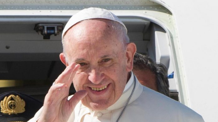 4 mil millones de pesos, la «austera» cifra que traerá al Papa Francisco a Chile 4 mil millones de pesos, la