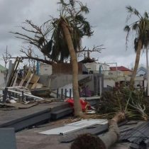 Sint Maarten: a oscuras, sin agua y sin ley tras el paso del huracán Irma