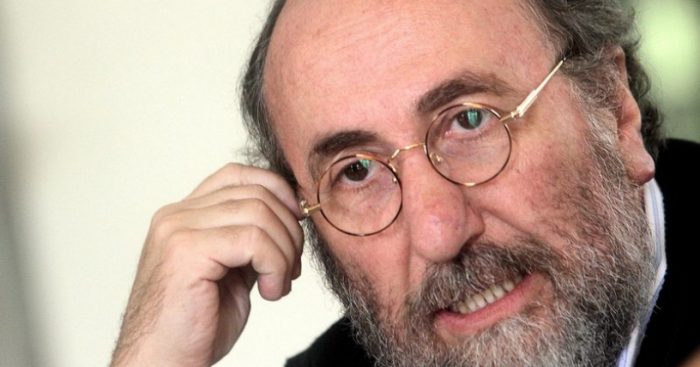 Melnick, el oscuro panelista que le hace daño a Chile Melnick, el oscuro panelista que le hace daño a Chile