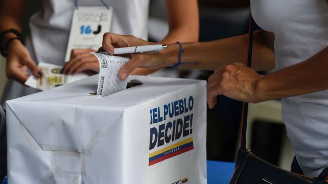 Finalmente oficialismo y oposición de Venezuela se medirán el 15 de octubre en elecciones regionales Finalmente oficialismo y oposición de Venezuela se medirán el 15 de octubre en elecciones regionales