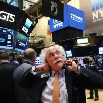 El Dow Jones, principal indicador de Wall Street, tocó por primera vez en su historia los 23.000 puntos