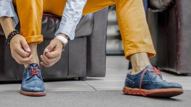Cómo puede afectar a la salud de tus pies el hábito (o la moda) de no llevar calcetines