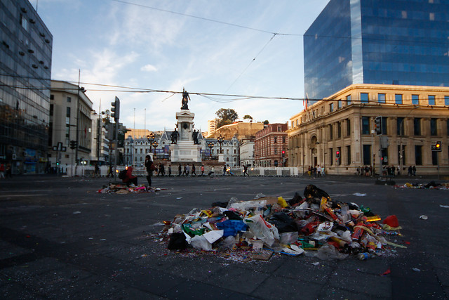 Seminario ¿Dulce o basura?: Desafíos para la gestión sustentable de residuos en Valparaíso Seminario ¿Dulce o basura?: Desafíos para la gestión sustentable de residuos en Valparaíso