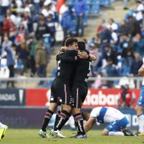 Con polémico gol, Colo Colo se impone ante Universidad Católica y extiende su agonía